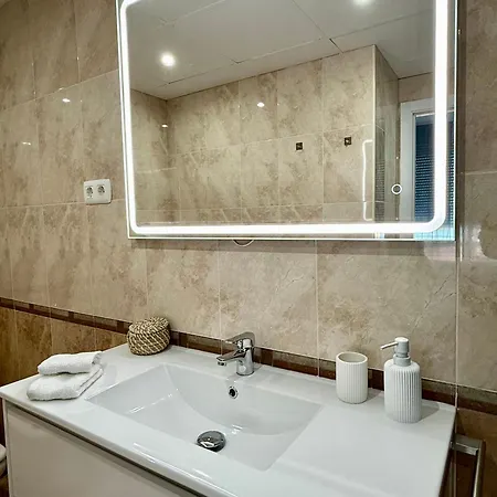 Arrecife De La Roca, Ventana Al Mar * Torremolinos