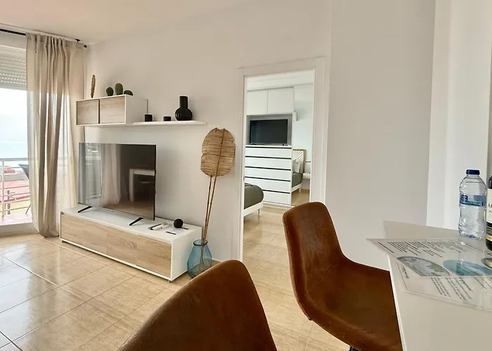 Arrecife De La Roca, Ventana Al Mar * Torremolinos