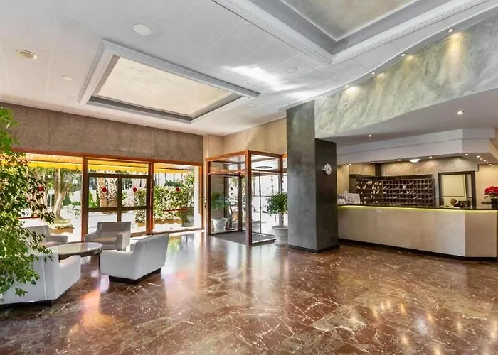 Arrecife De La Roca, Ventana Al Mar *