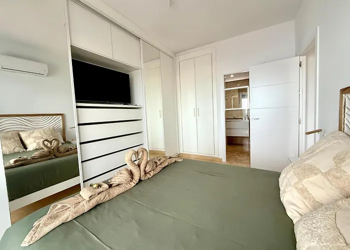 Arrecife De La Roca, Ventana Al Mar Torremolinos